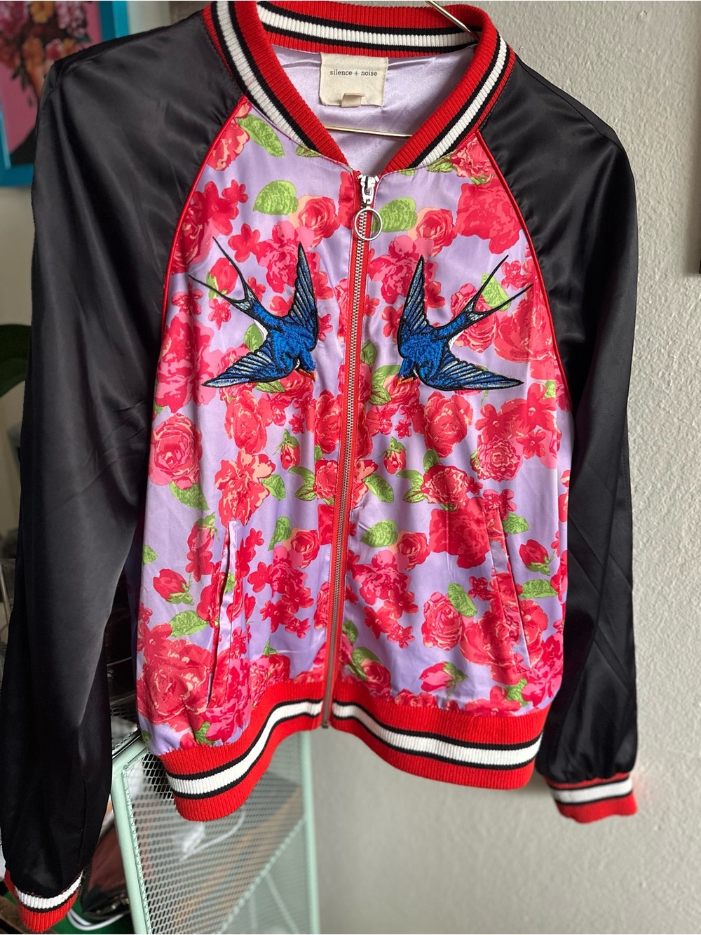 silence + noise women’s Floral Bomber Jacket with Embroidered Swallows - Pink/Bl - Picture 2 of 7